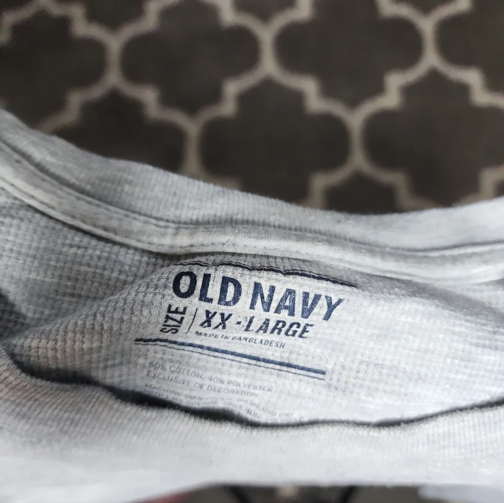 Old Navy Thermal - Picture 3 of 4
